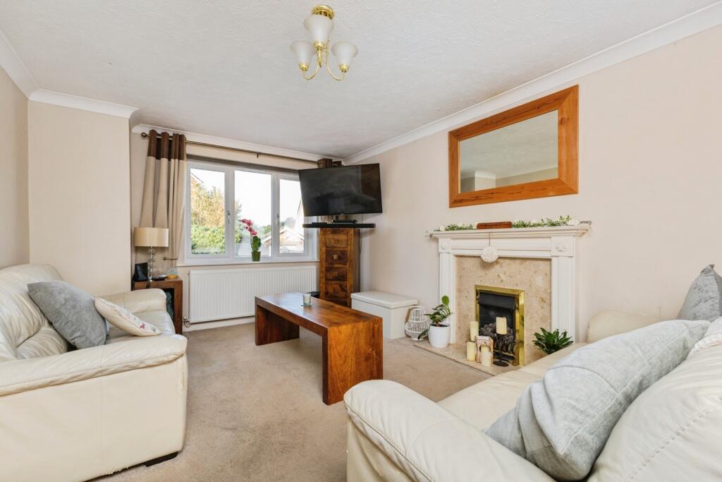 House in Torquay, Torbay - View 3