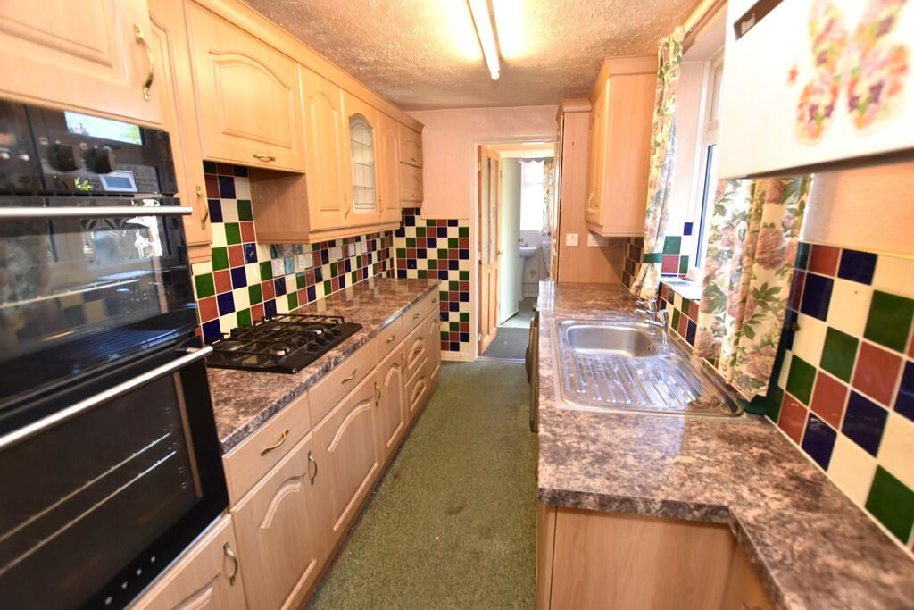 Harwich Road, Colchester photo 5