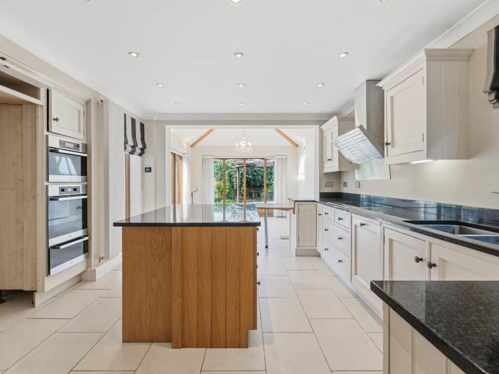 House in Warwick, Royal Leamington Spa - View 3
