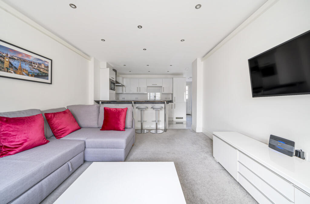Apartment in London - View 2