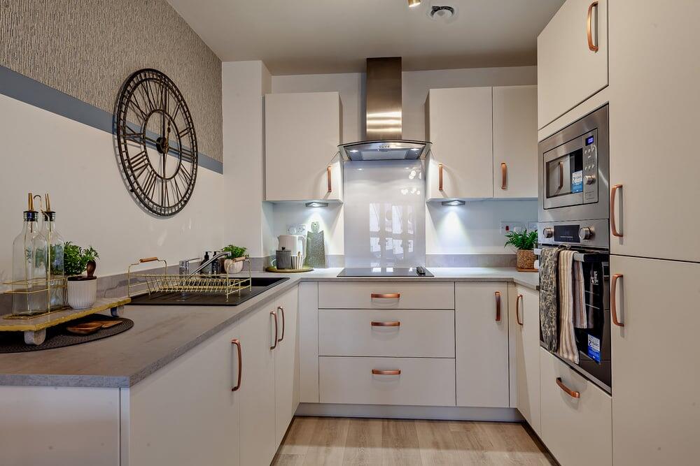 Main image of property: 77 High Street,
Dunmow,
CM6 1AE