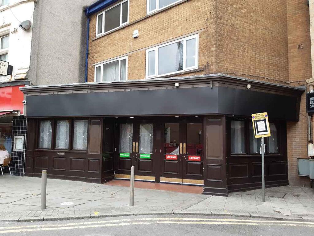 Main image of property: W-521277 - Dragon Inn , 15 Meadow Street, Weston-Super-Mare BS23 1QG