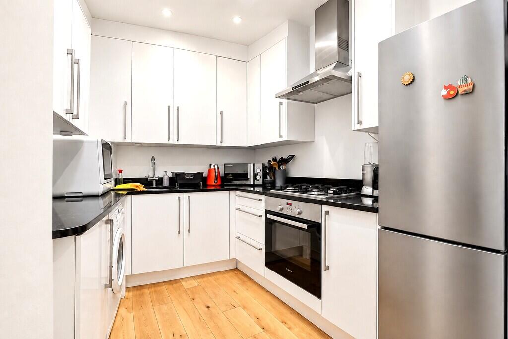 Apartment in London - View 4