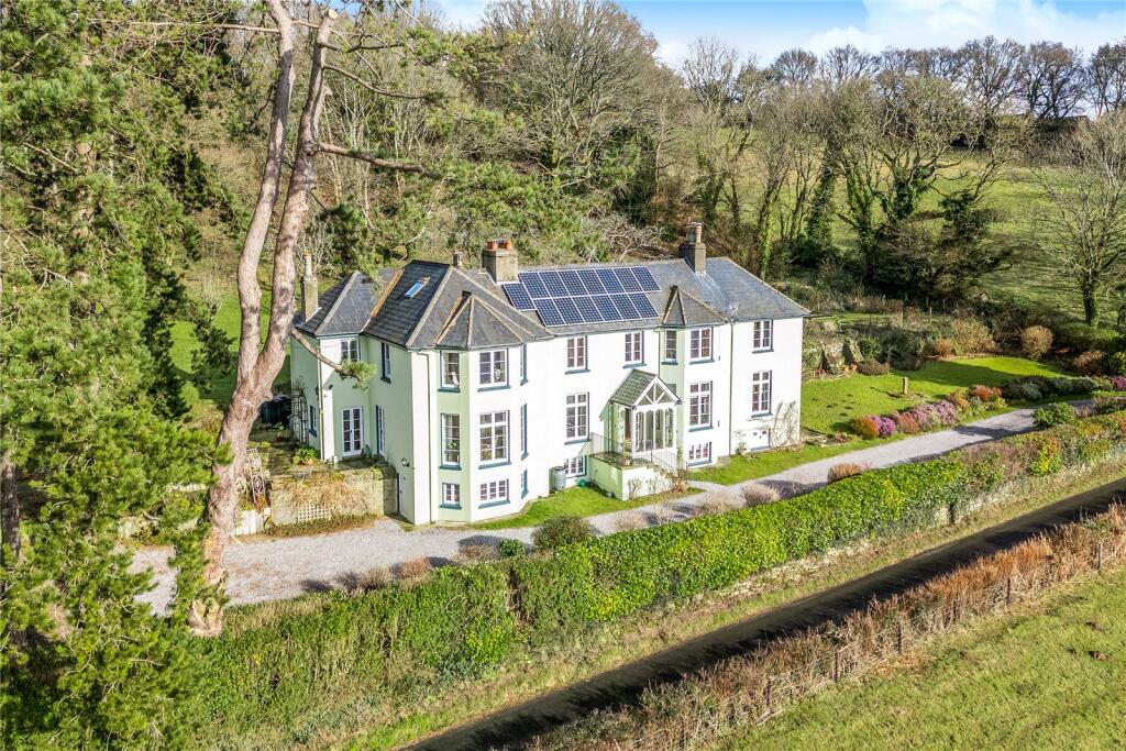 6-bed detached on Hewelsfield, Lydney, Gloucestershire, GL15, £1,250,000