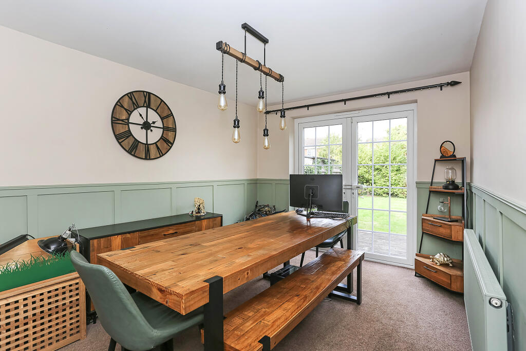 House in Solihull, West Midlands - More