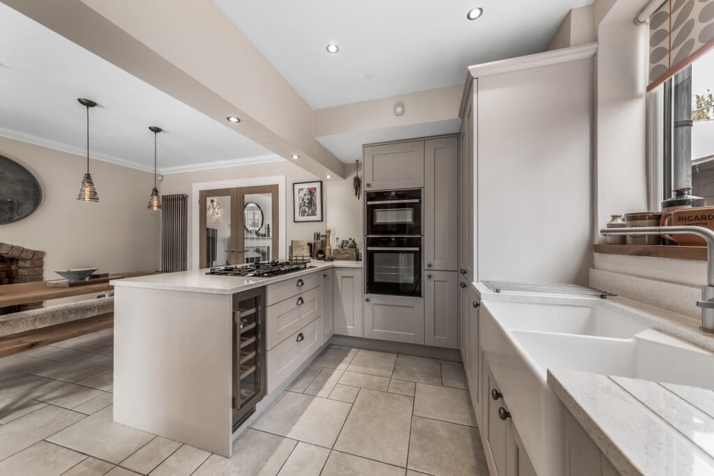 House in Dudley - View 5