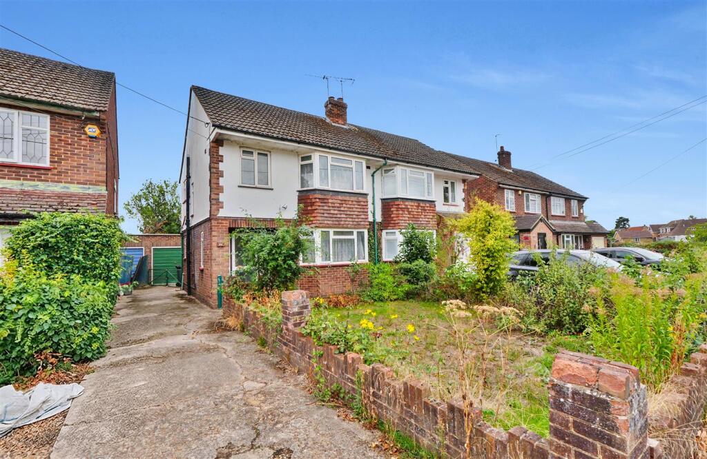 Main image of property: Iverdale Close, Iver