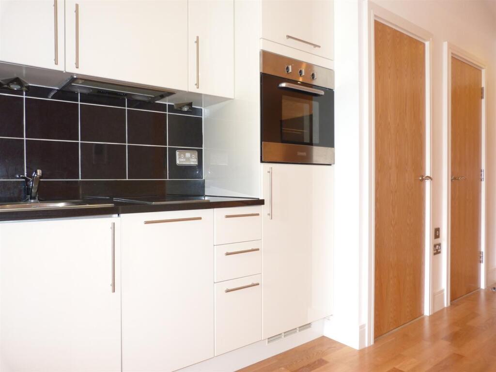 Main image of property: Indescon Court, Canary Wharf