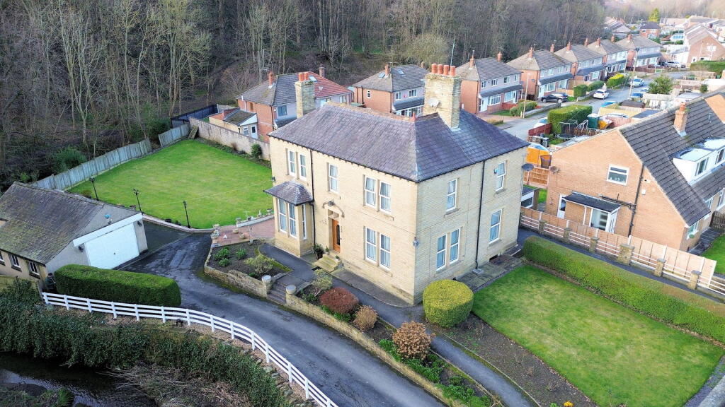 Main image of property: Waterloo Road, Huddersfield, HD5 0AF