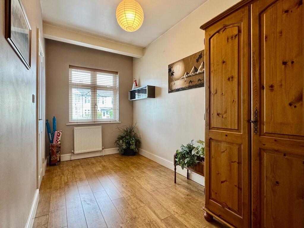 House in Brentwood, Essex - View 5