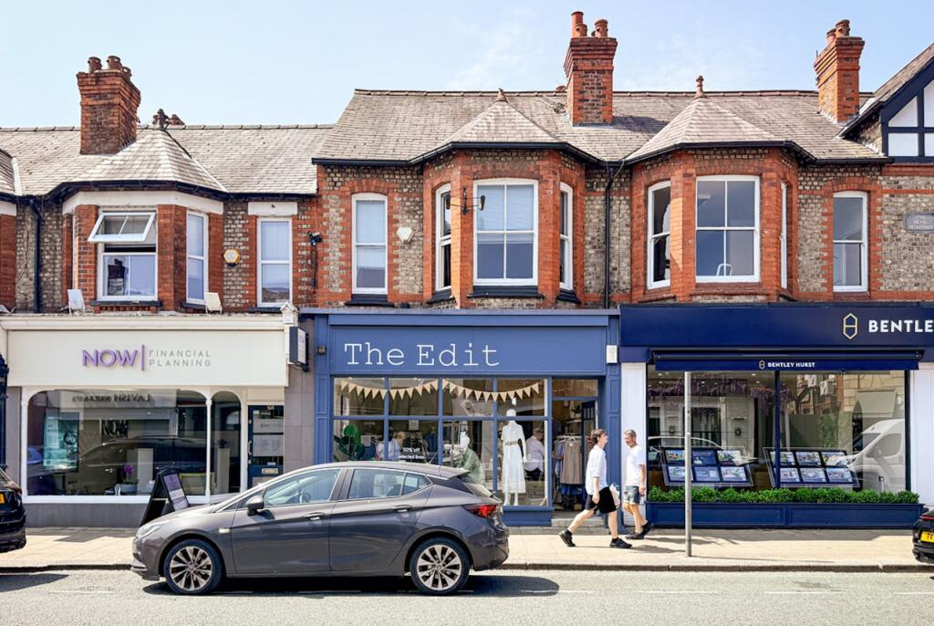 Main image of property: 166 Ashley Road, Hale, Altrincham, WA15 9SF