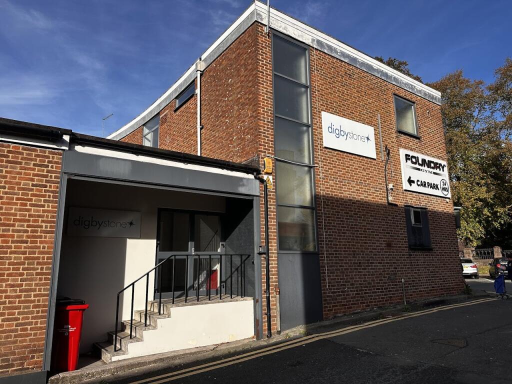 Additional image 3 of First Floor Offices at 7 Queensway, Halesowen, B63 4AB