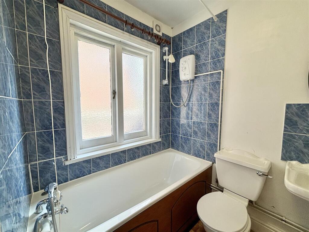 Apartment in Portsmouth, Southsea - More