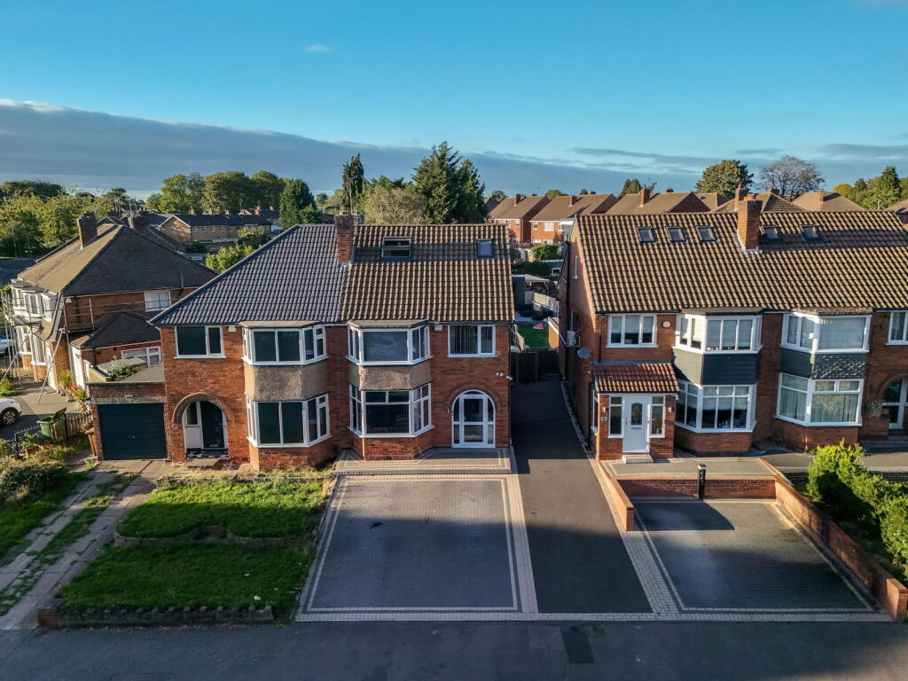 Wheeley Moor Road,Birmingham,B37 6LE