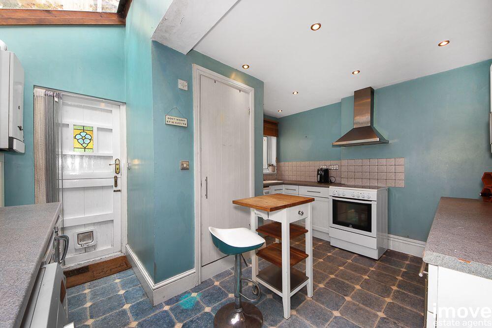 House in Torquay - More