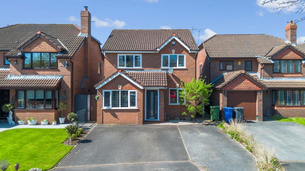 Main image of property: Harrogate Close, Great Sankey, WA5