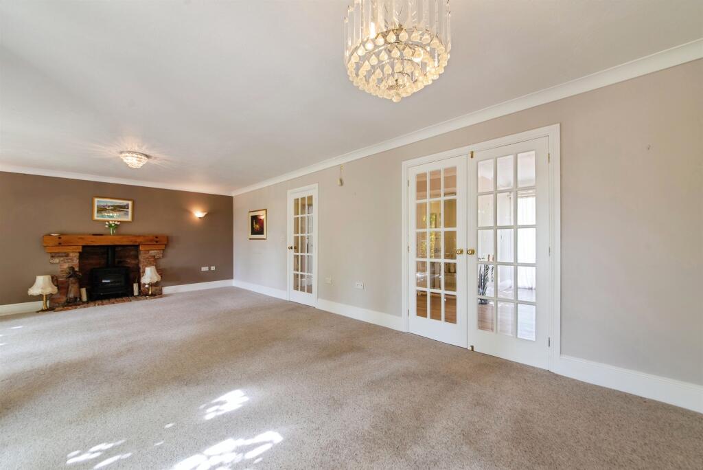 House in Nottingham - View 4