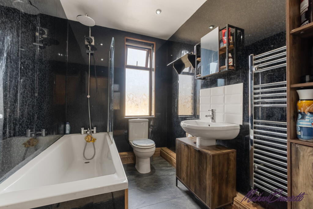 Additional image 12 of South View, Greengates, Bradford, BD10 0QX