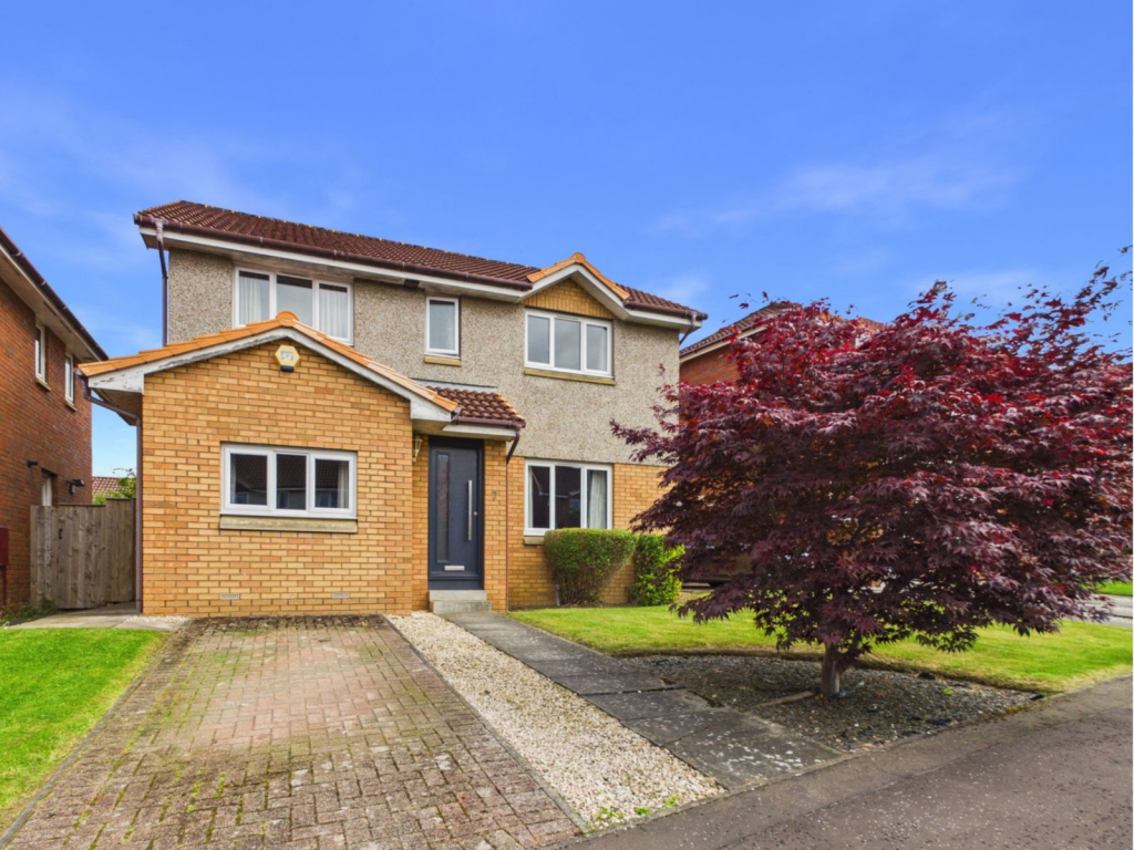 Main image of property: North Larches, Dunfermline, KY11 4NX