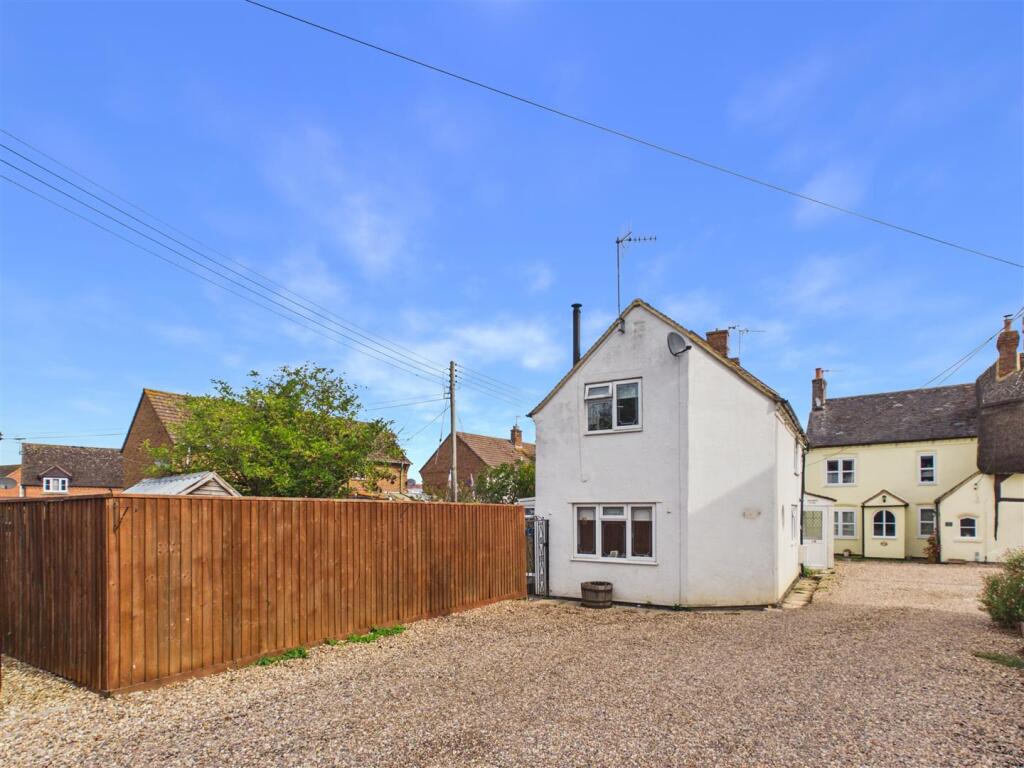 Main image of property: Wedgewood Cottage, China Corner, Honeybourne