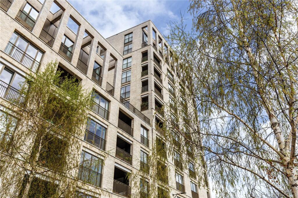 Main image of property: Murrain Road, London, N4