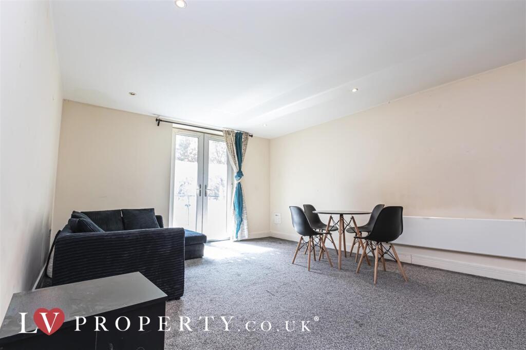 Apartment in Birmingham - View 5
