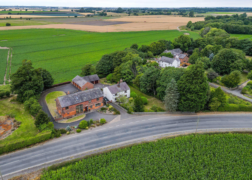 Main image of property: Hanging Bridge Farm, Meadow Lane, Croston PR26 9JP