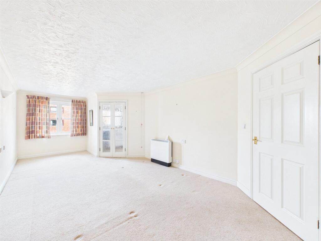 Westgate Street, Gloucester, Gloucestershire, GL1 - View 2