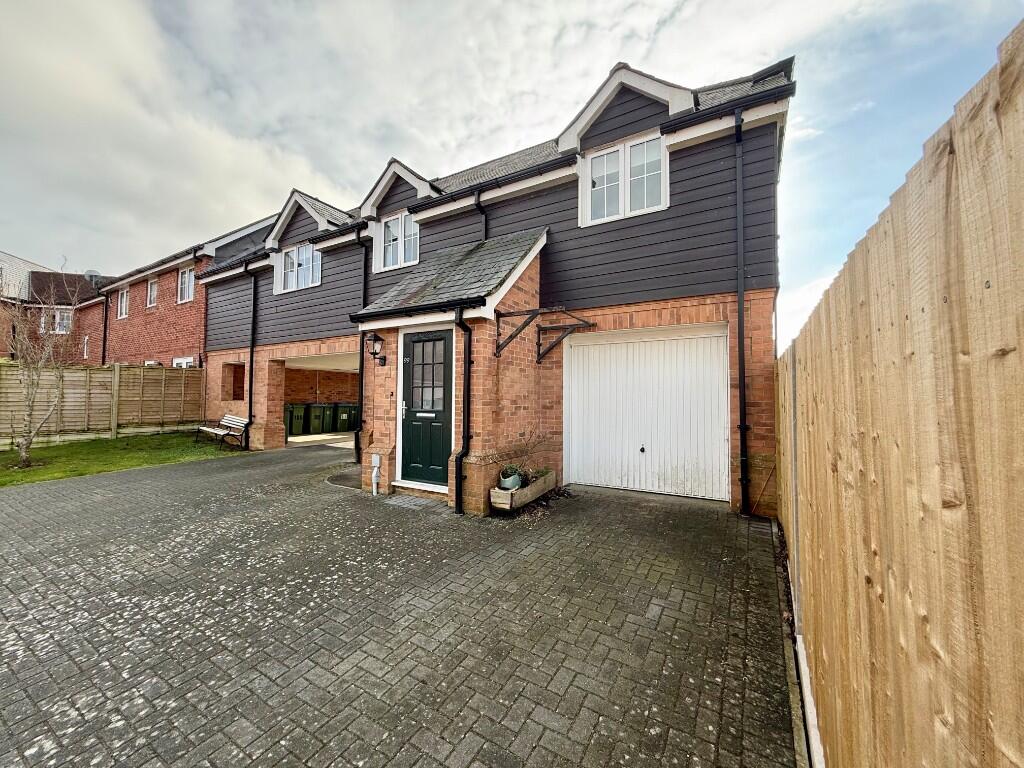 Main image of property: Meadow Drive, Henfield, West Sussex, BN5