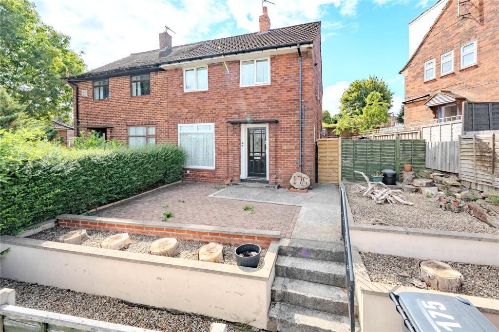 Main image of property: Leeds & Bradford Road, Leeds, West Yorkshire