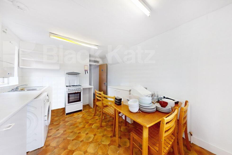 Main image of property: Sydney Road, Turnpike Lane N8