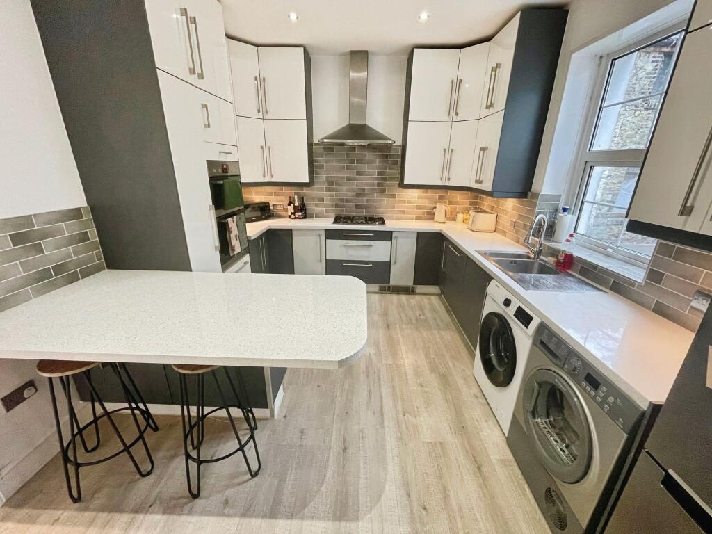 House in Cardiff - View 4
