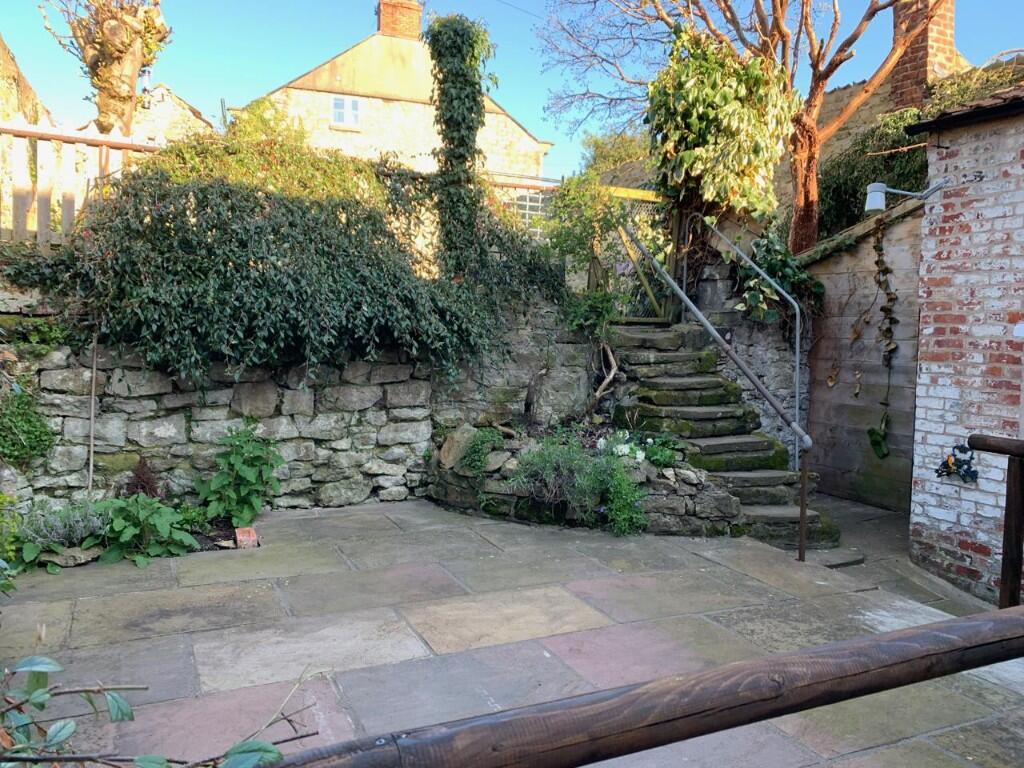 2 , Castlegate, Pickering, North Yorkshire, YO18 7AX photo 2