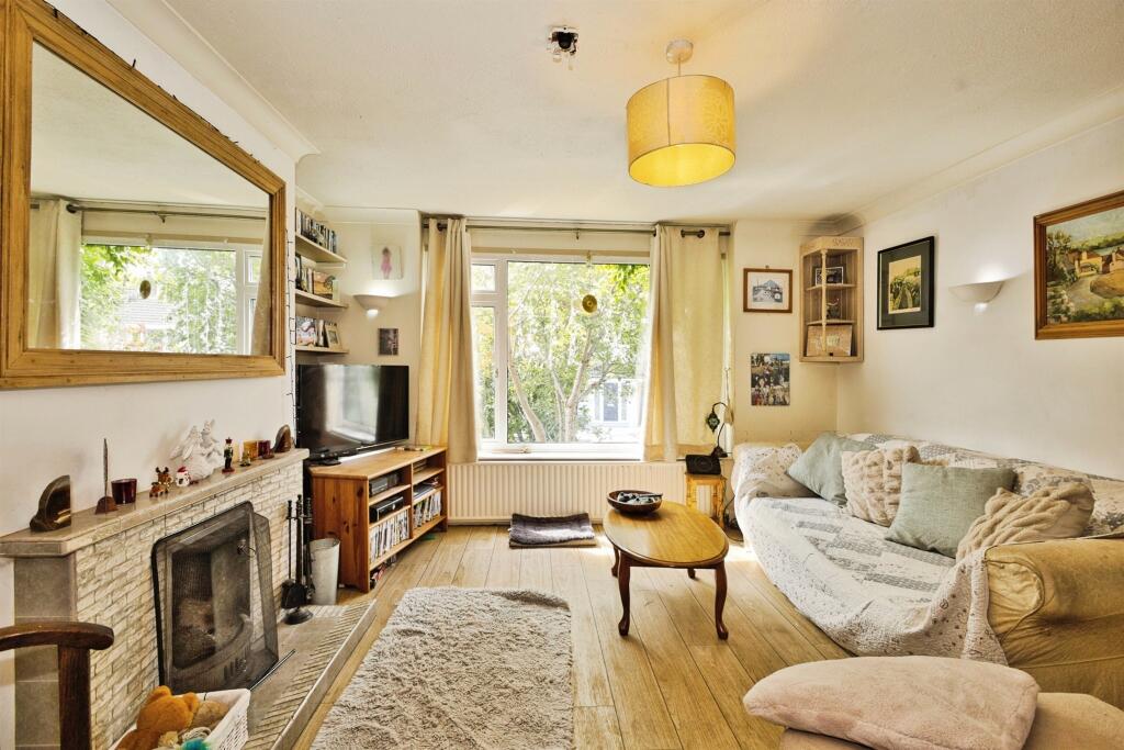 Mount Pleasant Avenue, Wells photo 5