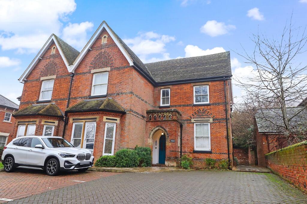 Main image of property: Century House, Ditchmore Lane, Cricketer's View, Stevenage, Hertfordshire, SG1