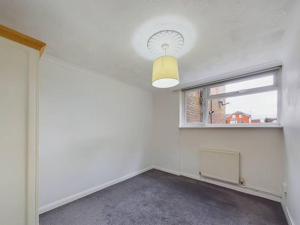Apartment in Dartford - View 5