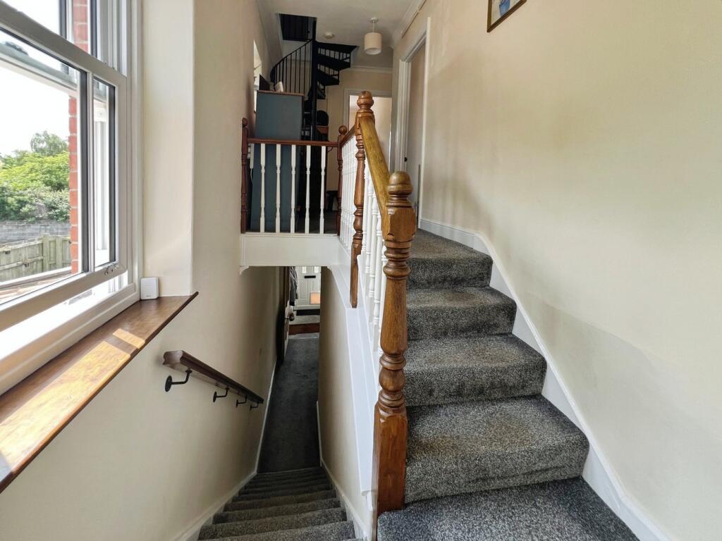 Apartment in Street, Somerset - More