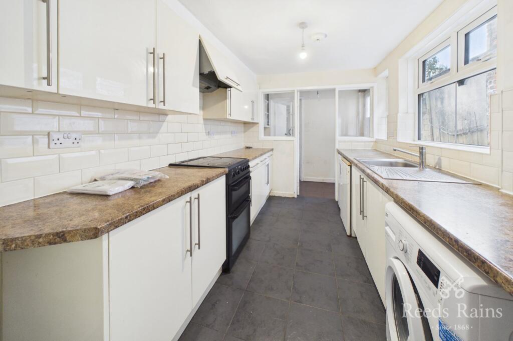 House in York - View 3