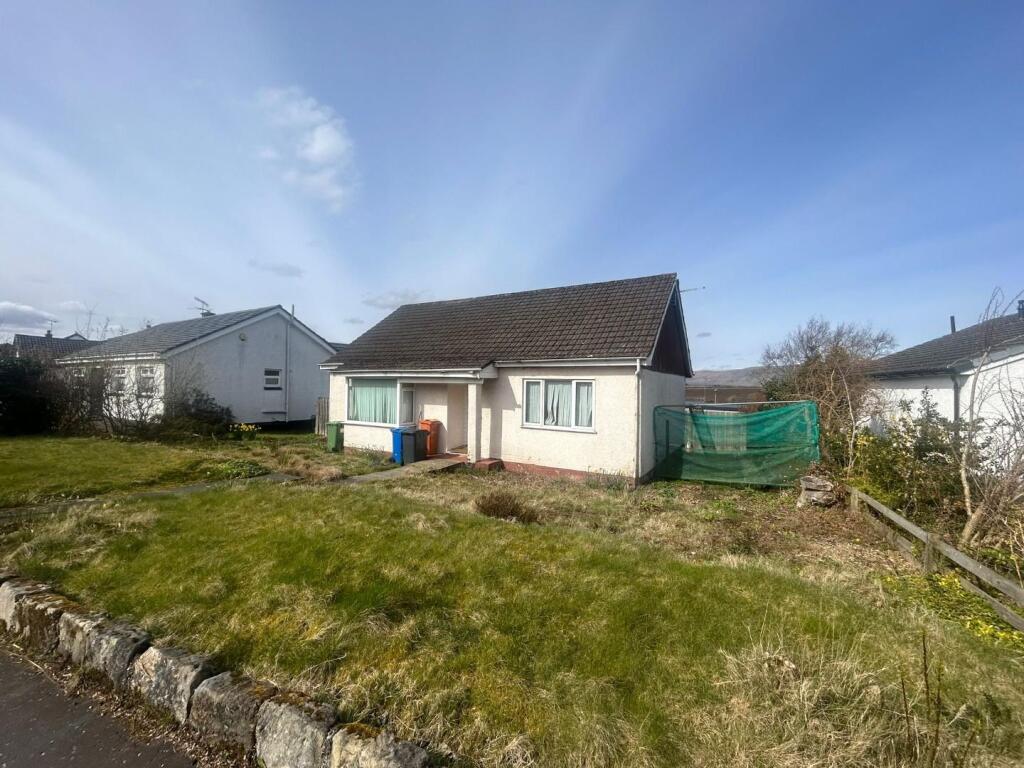 Main image of property: 70 Oak Drive, Lenzie, G66 4BU