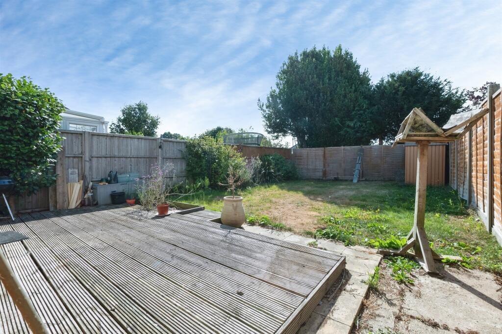 Spetisbury Close, Bournemouth photo 2