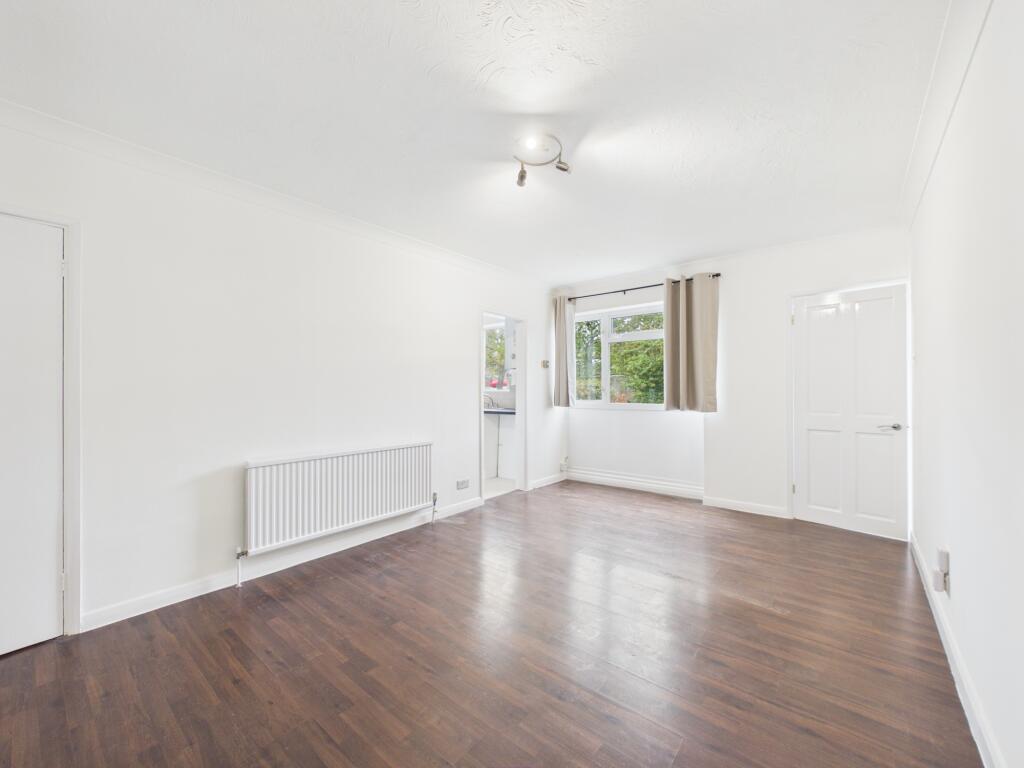 Lower Elmstone Drive, Tilehurst, Reading, RG31 photo 4