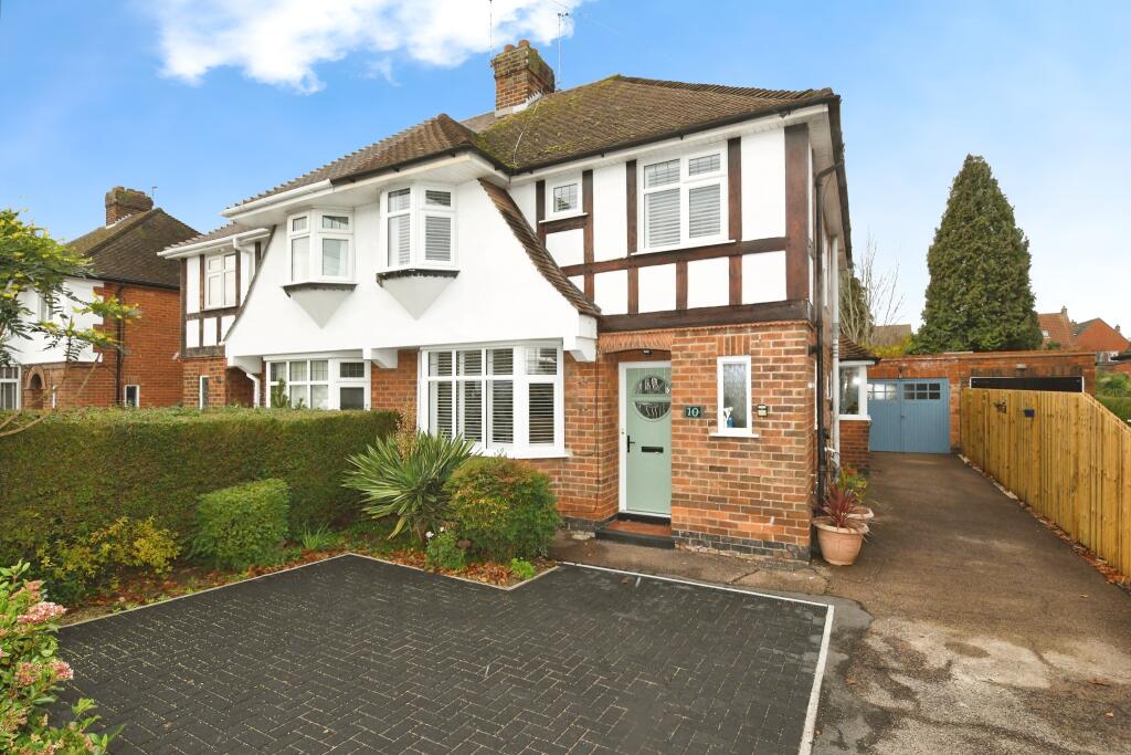 Main image of property: Broadway, Lincoln, LN2