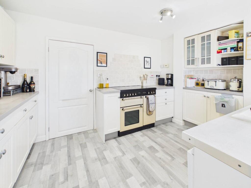 1 Cleveleys Cottage, Main Road, Thimbleby, Horncastle photo 3