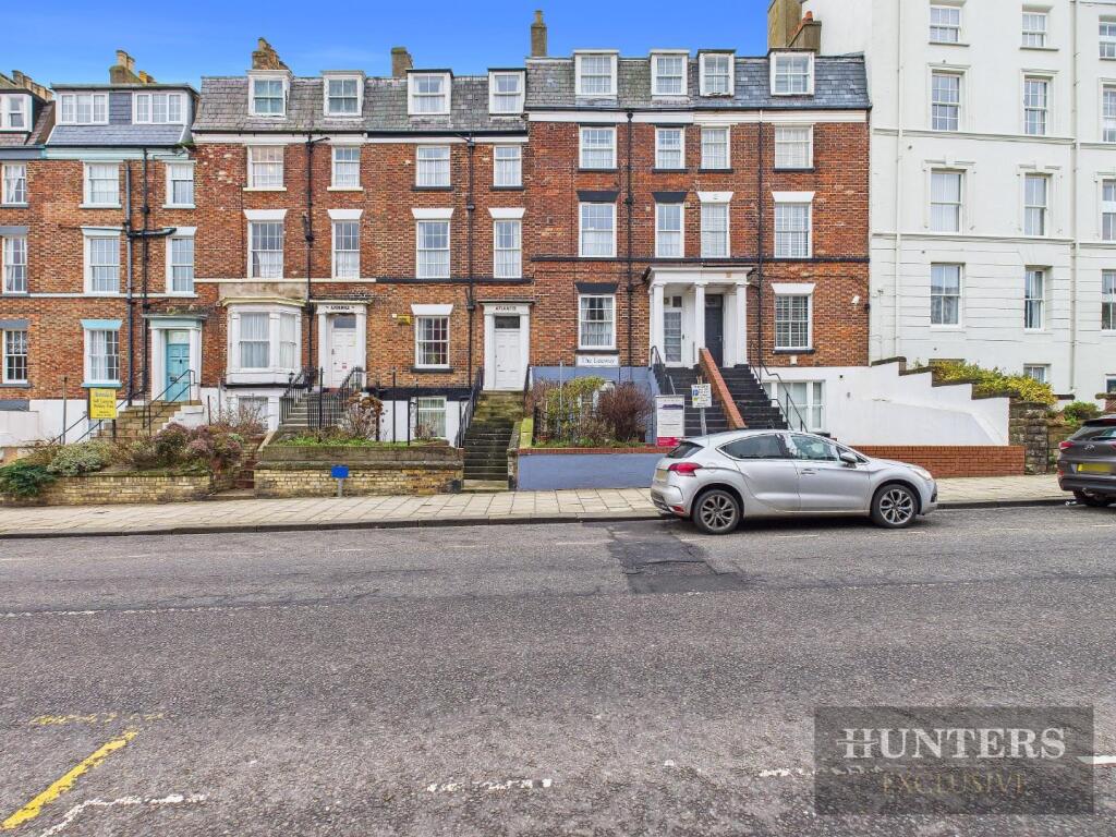CAM05316G0-PR0315-STILL006.jpg