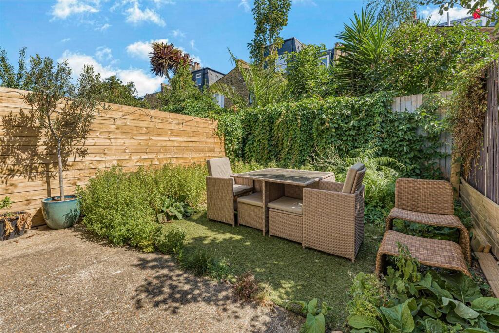 Apartment in London - View 4