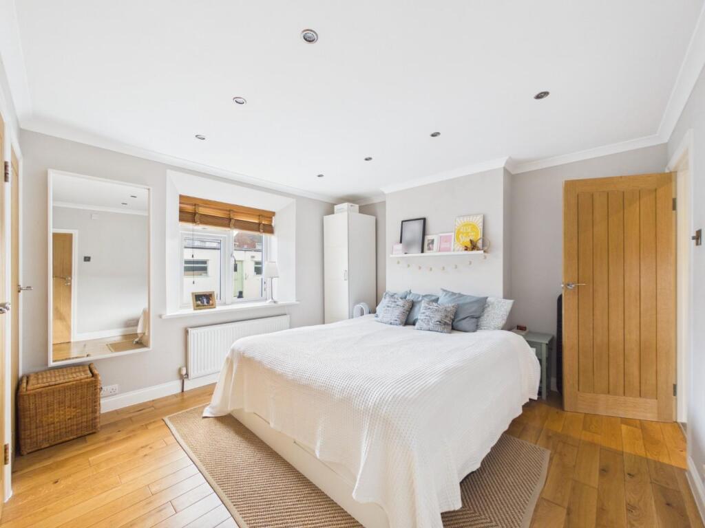 House in Bristol, St George - View 5