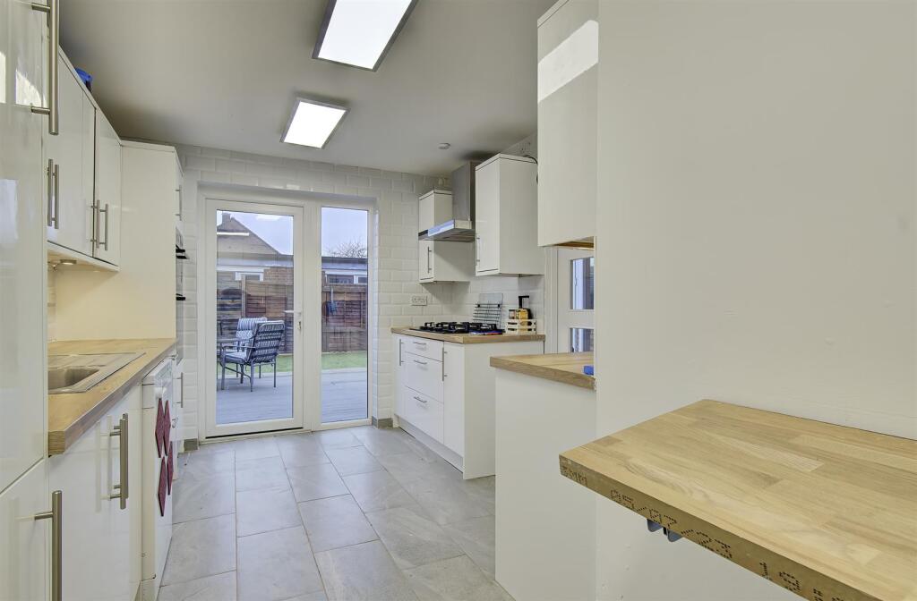 House in Higham Ferrers, North Northamptonshire - View 4