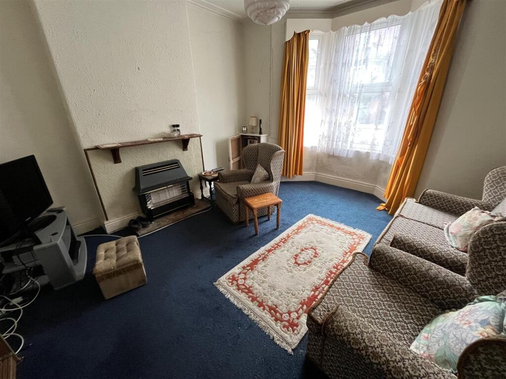 Park Road, Colwyn Bay photo 2