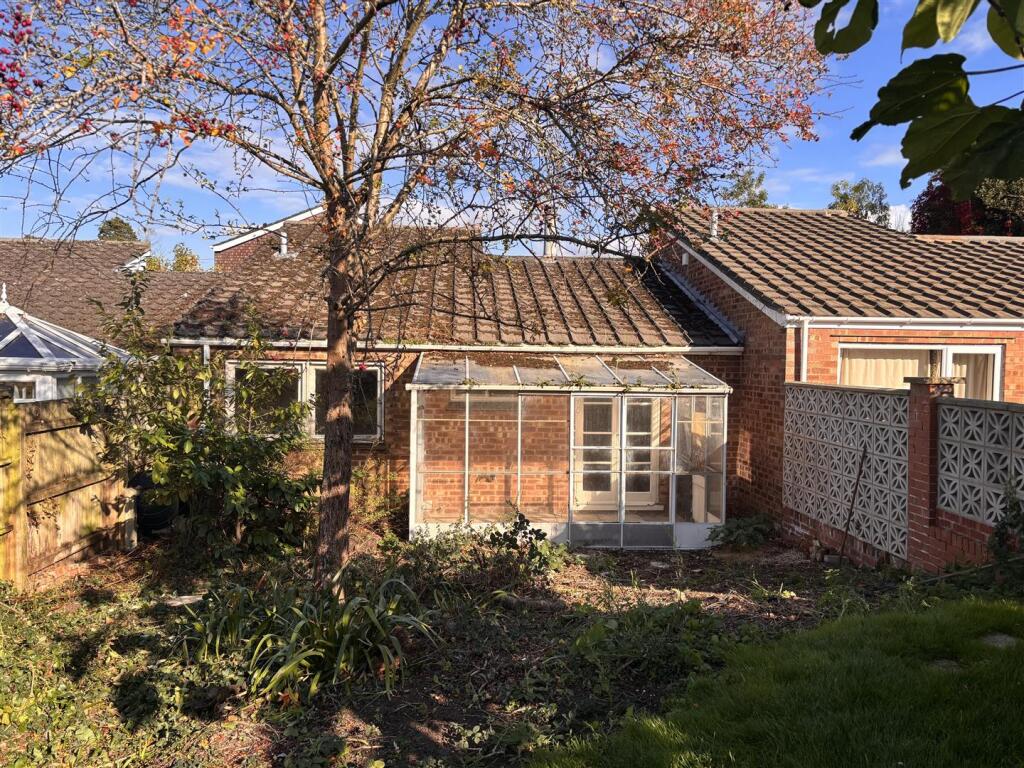 Main image of property: Verdon Place, Barford, Warwick