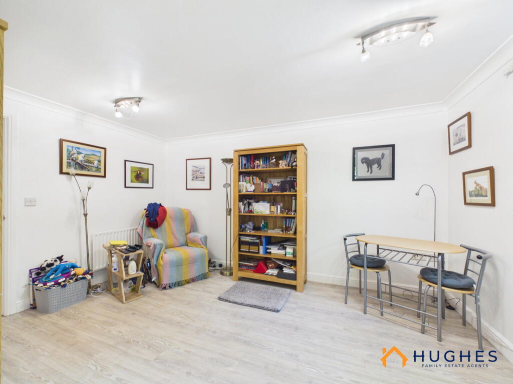 Apartment in Sheffield, Bradfield - More